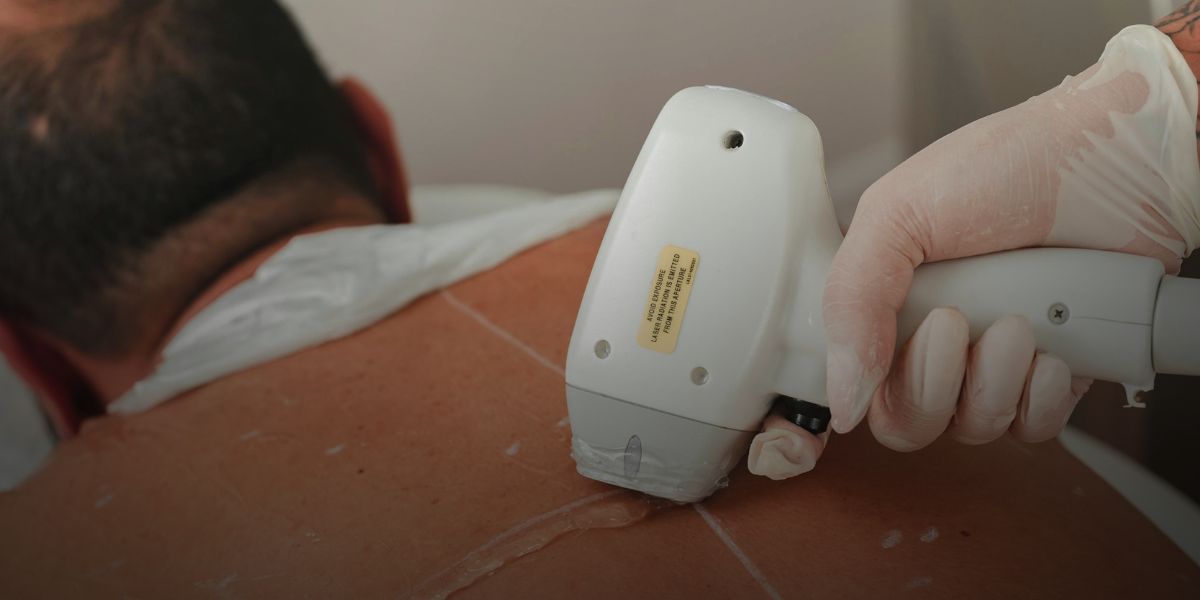 Cabina y tecnologia laser en Femme Laser Center
